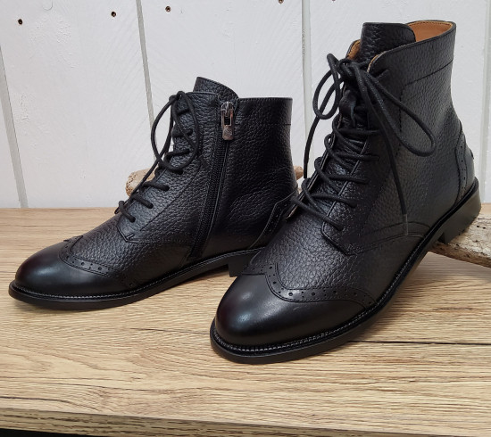 Bottines noires à lacets femme