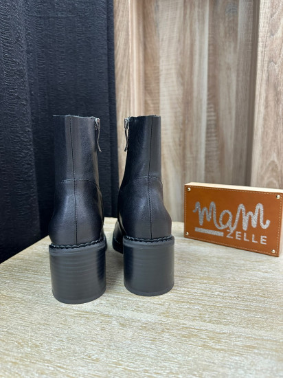 Bottines en cuir noir femme