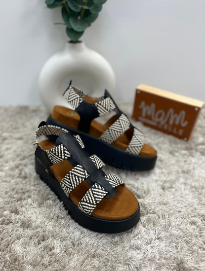Nu-pieds noir plateforme femme