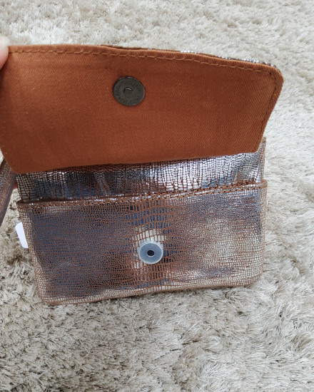 Porte monnaie en cuir irisé