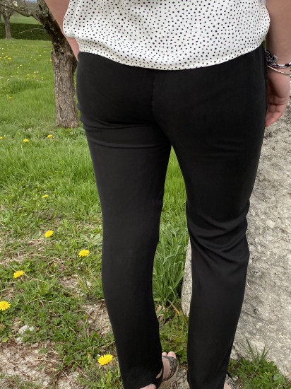 Pantalon droit noir fluide femme