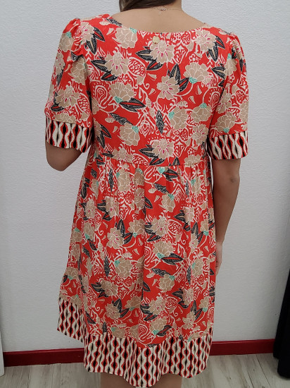 Robe courte imprimée femme
