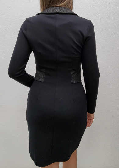 Robe noire cintrée femme