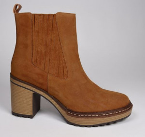 Bottines camel nubuck femme