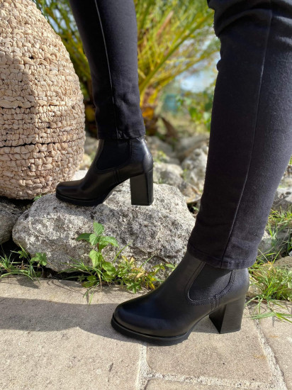 Bottes noires à talon femme