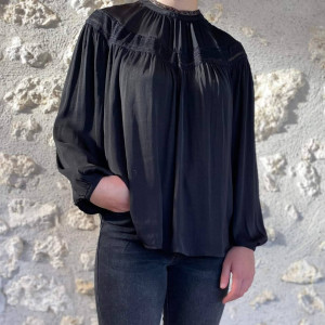 Blouse noire dentelle femme