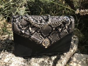 Pochette noire