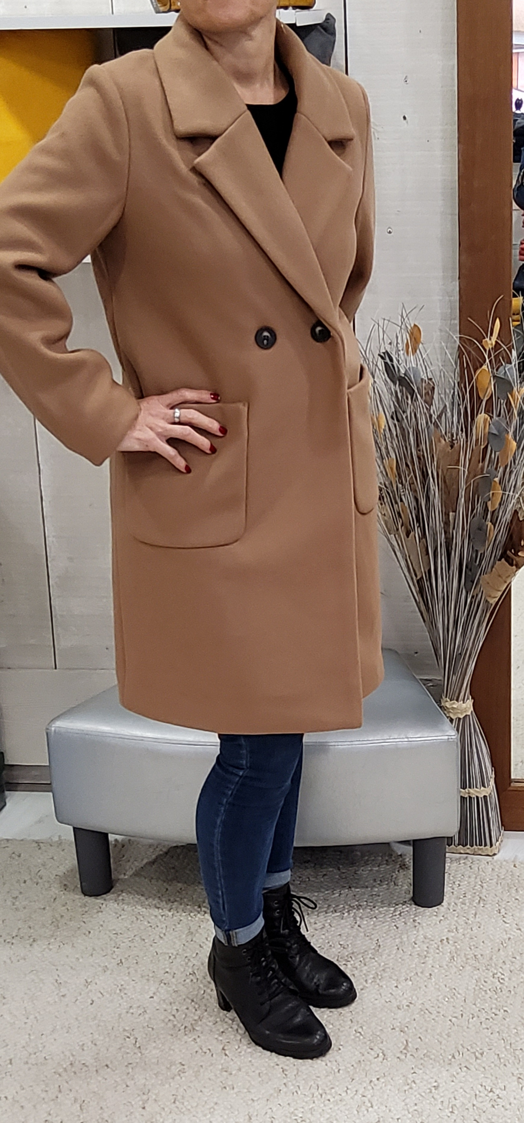 manteau court femme laine camel