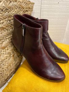 Bottines basses cuir bordeaux femme